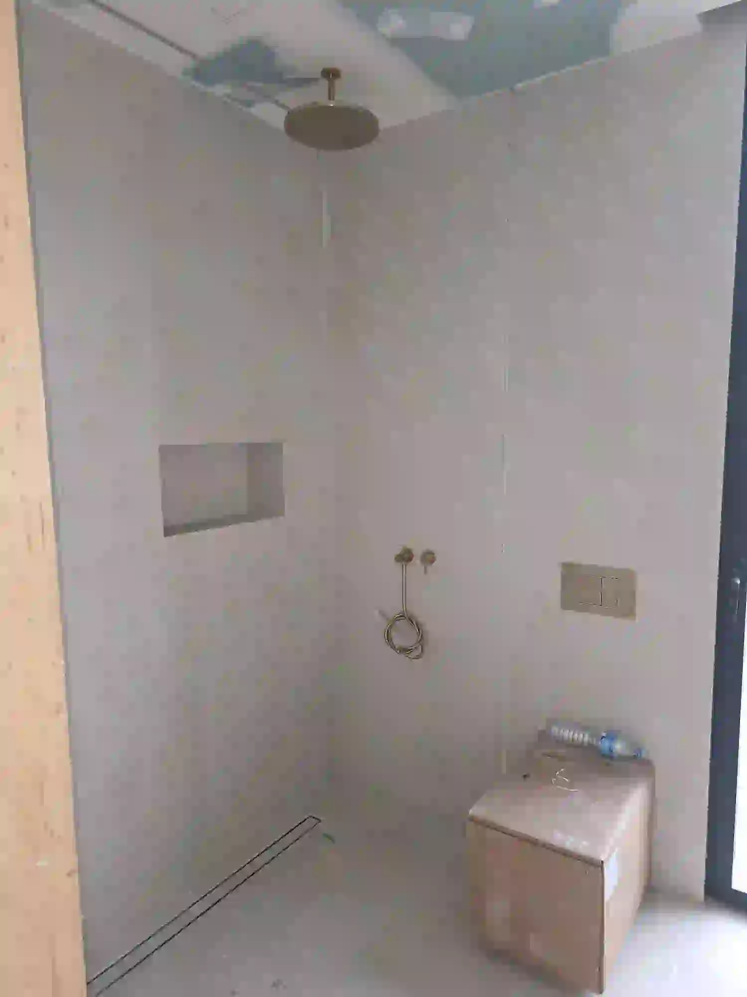 Baño completo · Barcelona · 2024