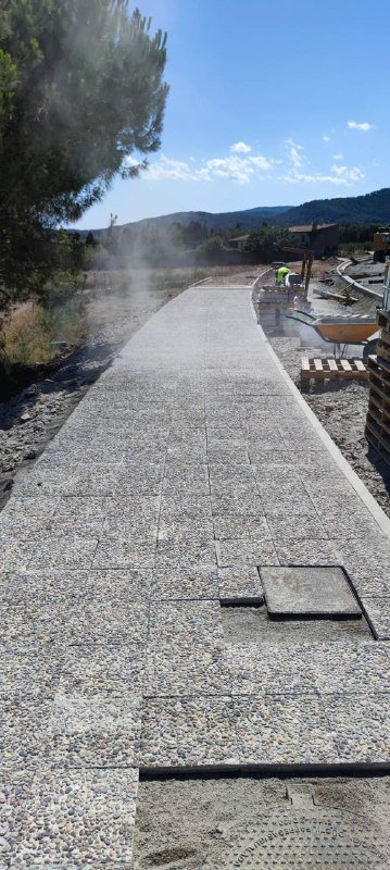Pavimentación camino · Barcelona · 2025